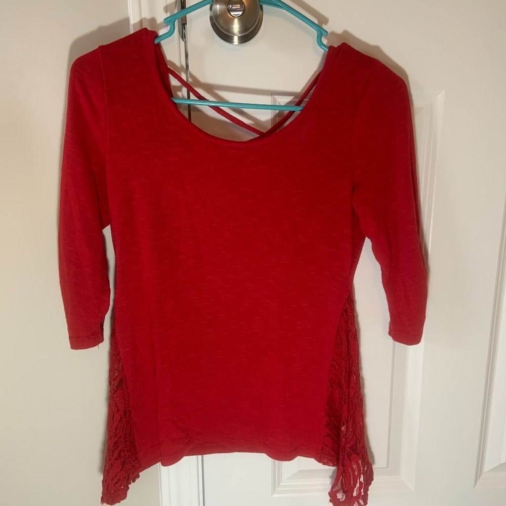 Red 3/4 Sleeve Shirt